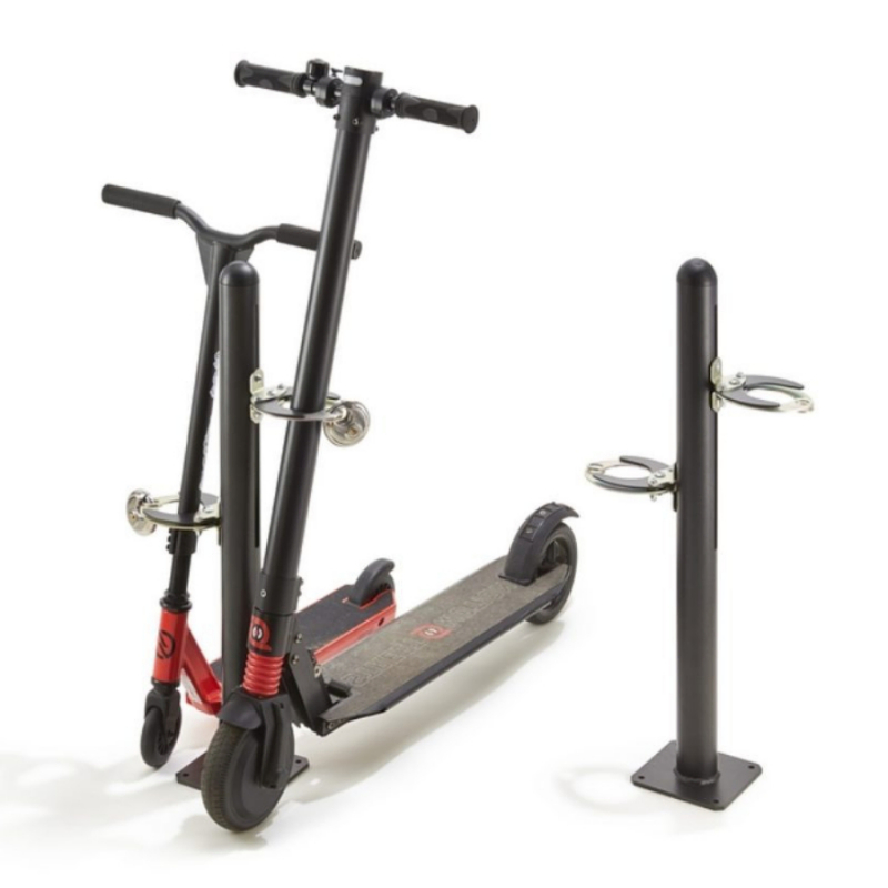 LYON - VENTE DE TROTTINETTES, TRICYCLES, VELOS ET ACCESSOIRES- CHRONO: Enlèvemen