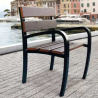 Fauteuil extérieur pour collectivités sur un quai