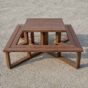 Table carrée en plastique recyclée
