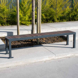 Banquette publique en plastique recyclé