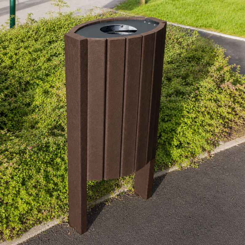 Corbeille publique en plastique recyclé