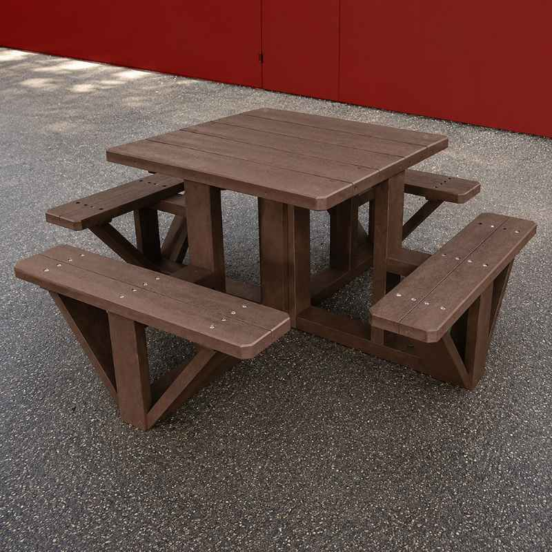 Table extérieure en plastique recyclé