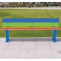 Banc d'école en PEHD dans un jardin public