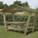 Table bois avec toiture pour jardin public