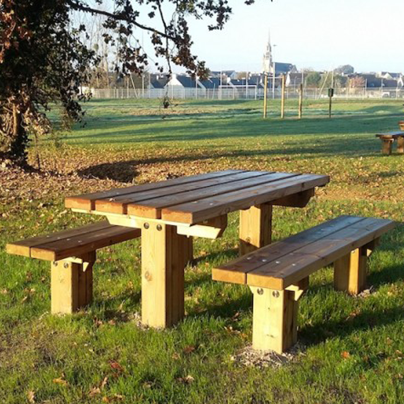 Table de jardin résistante usage intensif Table de jardin résistante usage intensif