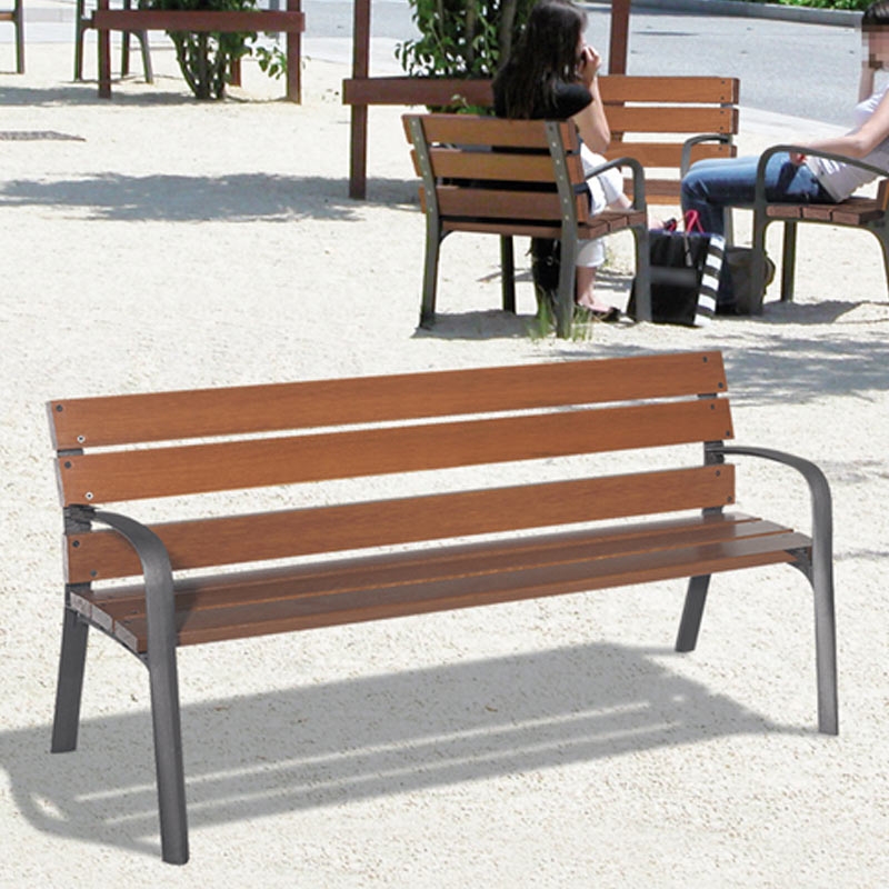 Banc bois exotique et pieds en fonte ductile. Banc bois exotique et pieds en fonte ductile.